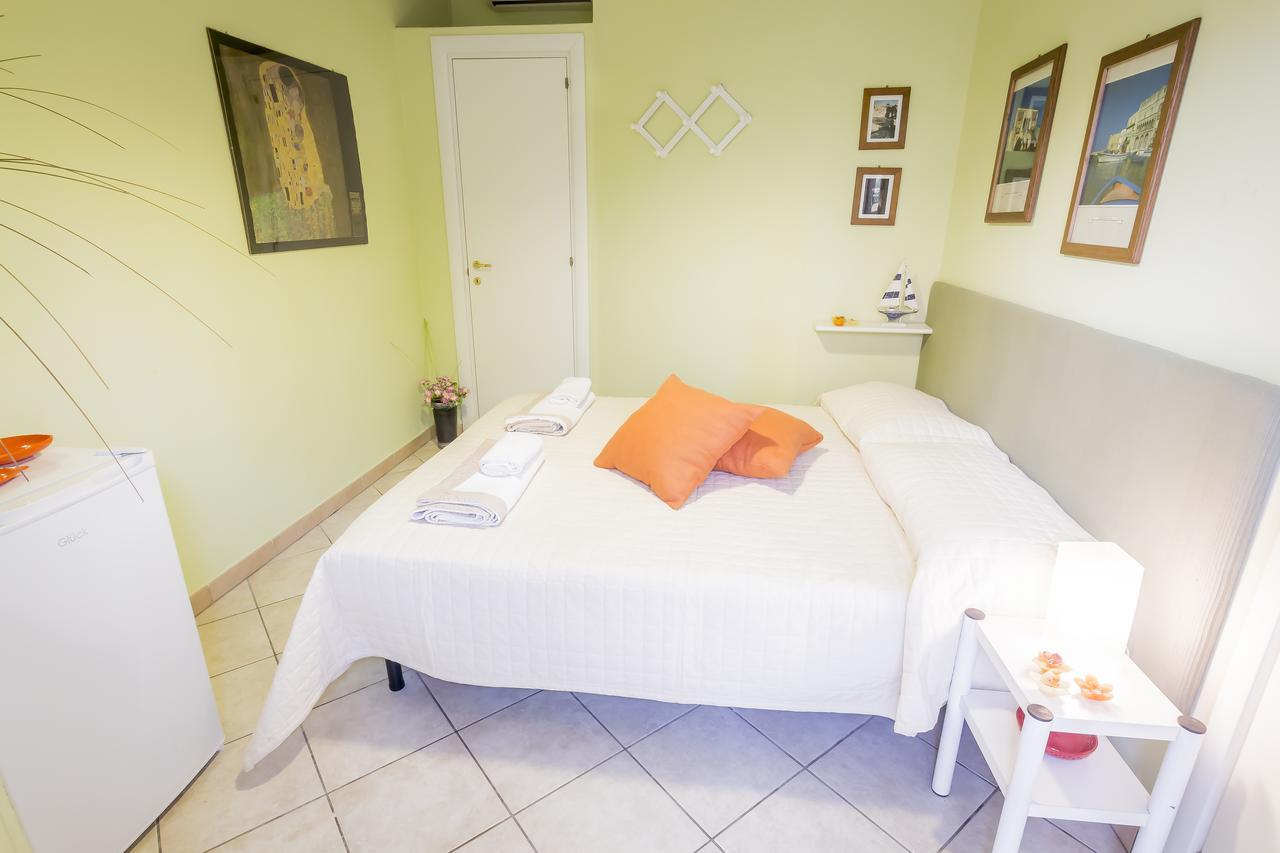 Bed and Breakfast Mandarinoarancio Alezio Exterior foto